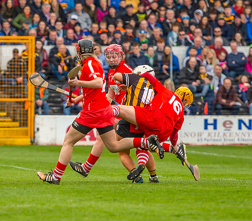 Aoife Murray high tackles Shelley Farrell